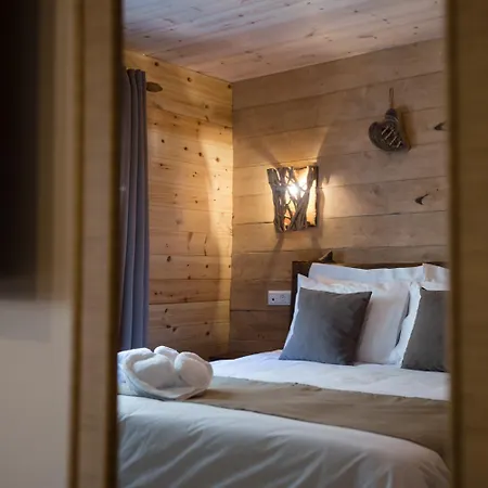 Vakantiehuis Wooden Oasis In Center