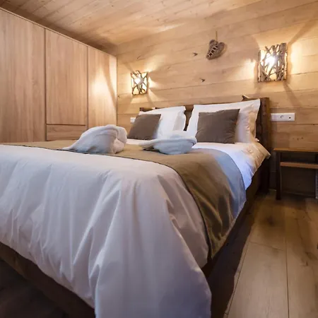 Wooden Oasis In Center Vakantiehuis *