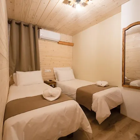 Wooden Oasis In Center Vakantiehuis Volos